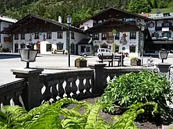 Wallgau village green, May 2009