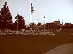 Downtown Washington at dusk, as seen from its رود میزوری dock and park