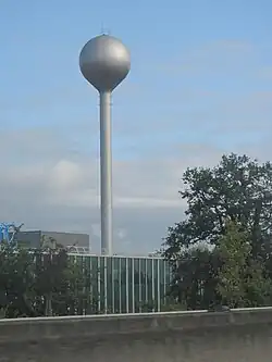 Water tower at Ambares