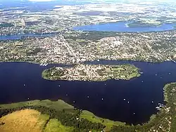 City island in the River هاول، withGroßer Plessower See in the background