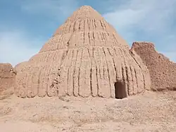 یخدان اسحاق آباد