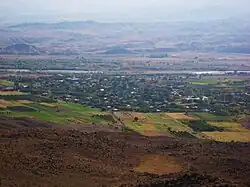 مشرف به روستای یروانداشات.