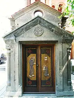 Սուրբ Անանիա մատուռի մուտքը