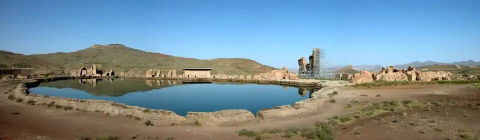 سراسرنمای تخت سلیمان