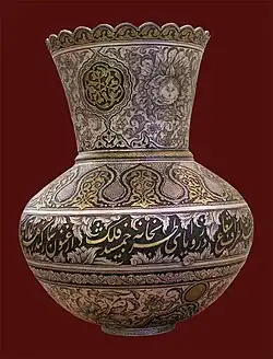 گلدان نقره و طلا موزهٰ حسن پور اراک.