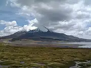 پاریناکوتا (آتشفشان) و دریاچه چونگارا