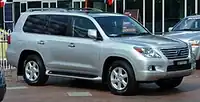 Pre-facelift Lexus LX 570 Prestige