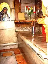 تصویری از مقبره منتسب به عیسی مسیح در کلیسای مقبره مقدس