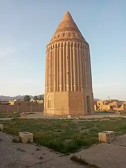 برج علی‌آباد