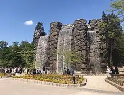 آبشار مصنوعی در در ناهارخوران گرگان