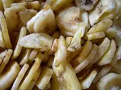 چیپس موز خشک‌شده