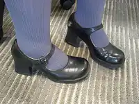 کفش مری جین پاشنه‌درشت مدرن