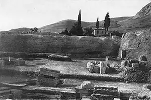 نمایی از کاوشها در سال ۱۹۰۵.