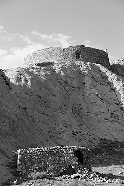 دخمه زرتشتیان کرمان