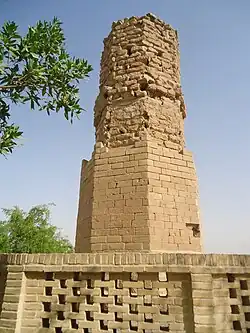 برج کلاه‌فرنگی شوشتر