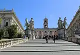 کوردوناتا در تپه کاپیتول، مسیر از Via del Teatro di Marcello تا میدان کاپیتولیو