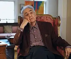 رحمان گلزار شبستری در نمایی از فیلم "اکباتان شهری در دل تهران" ساخته مهران فیروزبخت