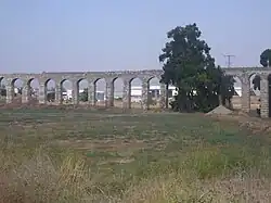 پل آب‌نما در السمیریه
