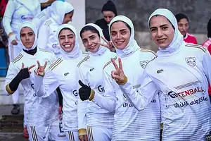 مسابقهٔ تیم‌های فوتبال زنان وچان کردستان و شهرداری بم در هفتهٔ یازدهم مسابقات لیگ برتر فوتبال بانوان باشگاه‌های ایران. این مسابقه در ۶ دی ۱۳۹۸ در ورزشگاه ملک‌نیا سنندج انجام شد و با نتیجهٔ ۳ بر ۲ به سود شهرداری بم به اتمام رسید.